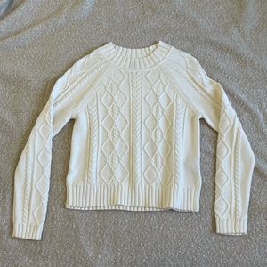 Gap sweater